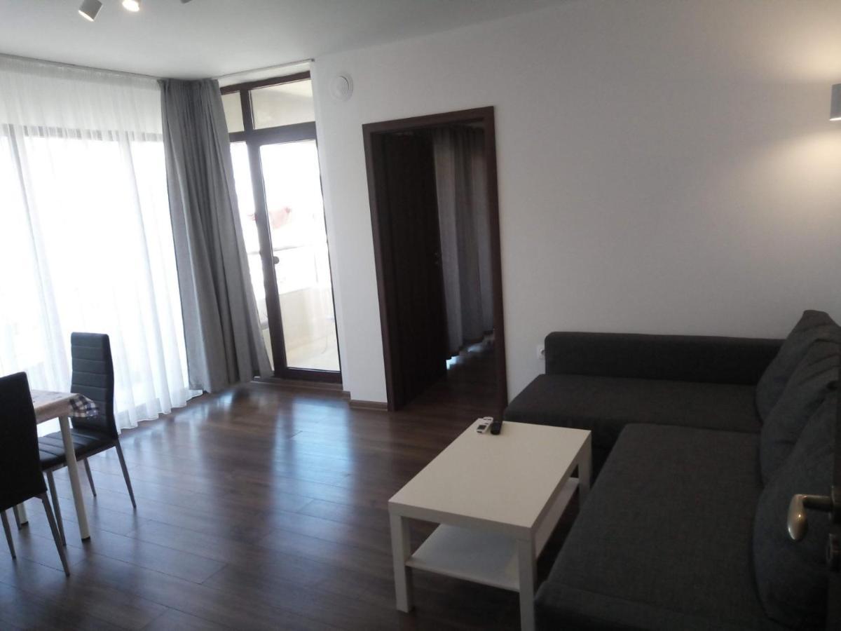Apartments Center 桑丹斯基 外观 照片