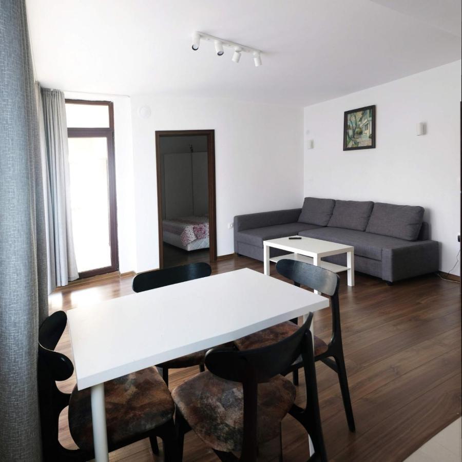Apartments Center 桑丹斯基 外观 照片